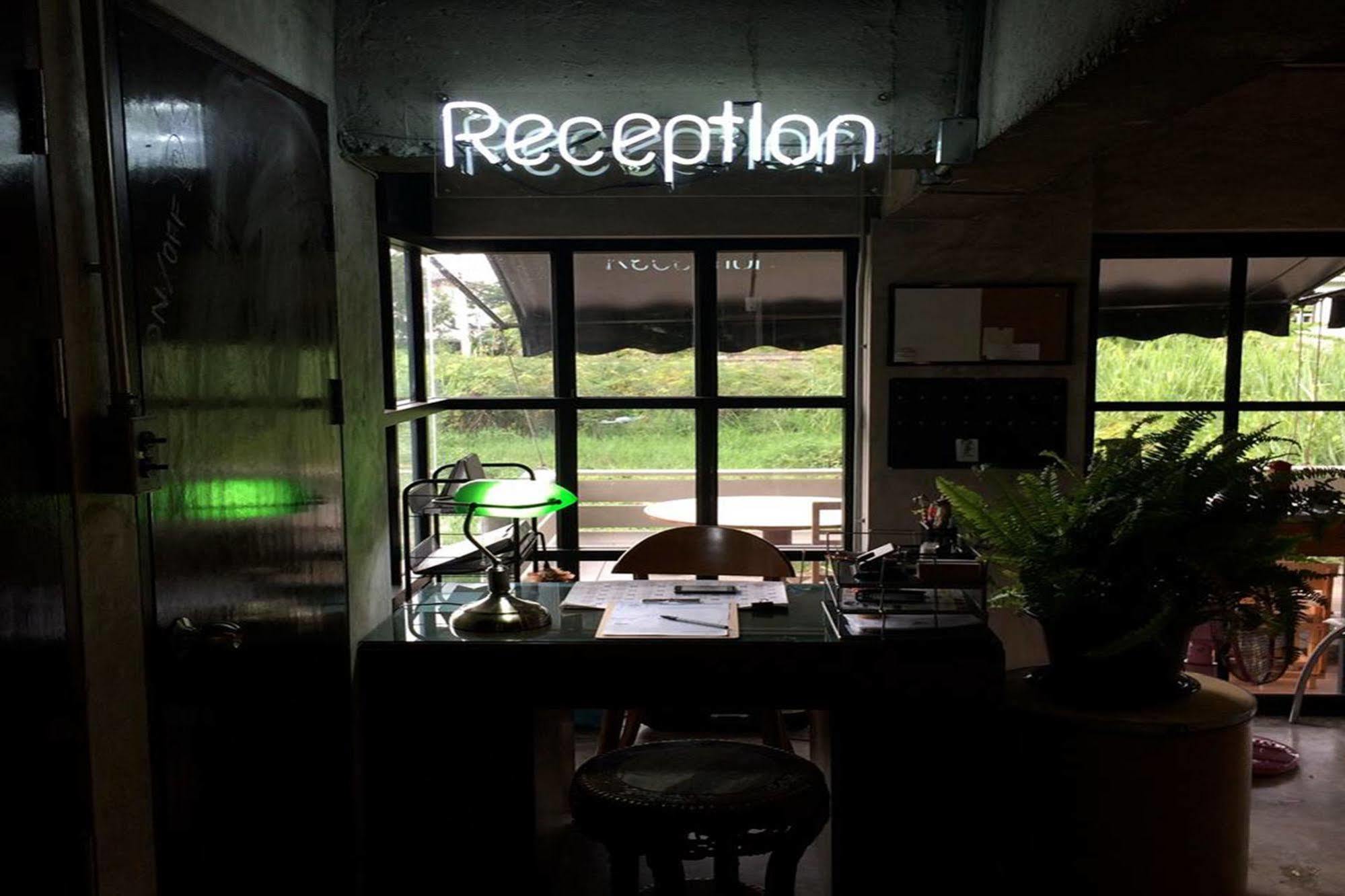 Rumpai Loft Habitat Chiang Mai Exterior foto